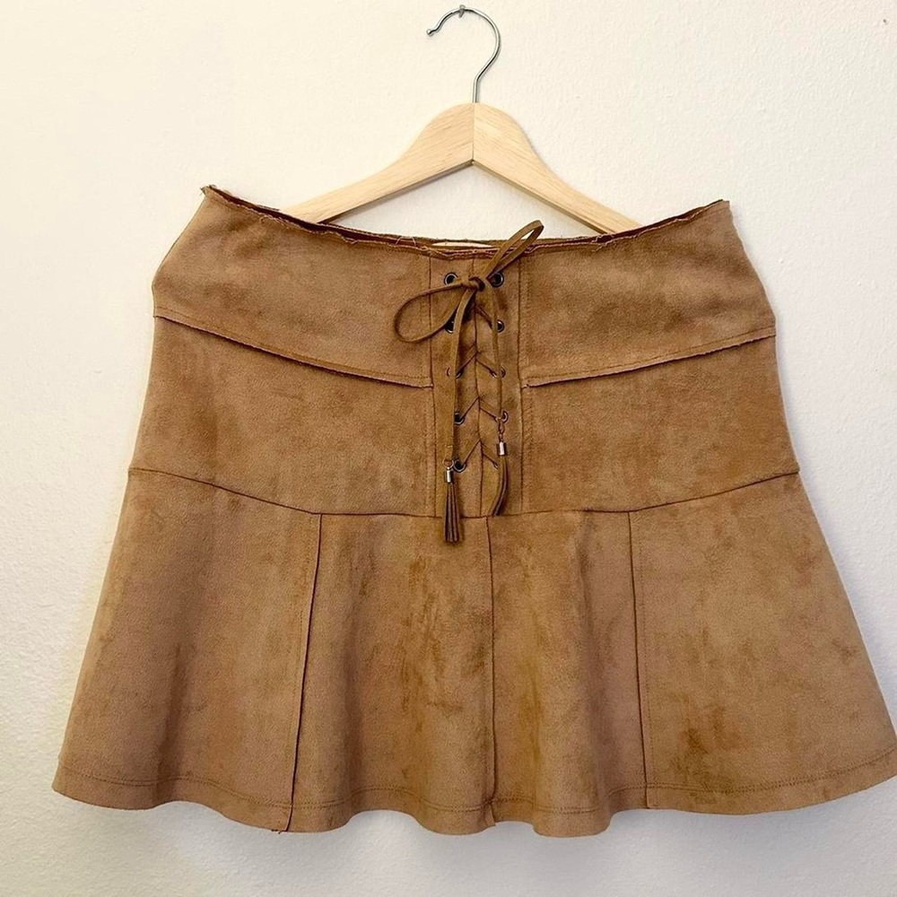SOLD - ⭐️ 3 for $30 ⭐️ Faux suede lace up mini skirt